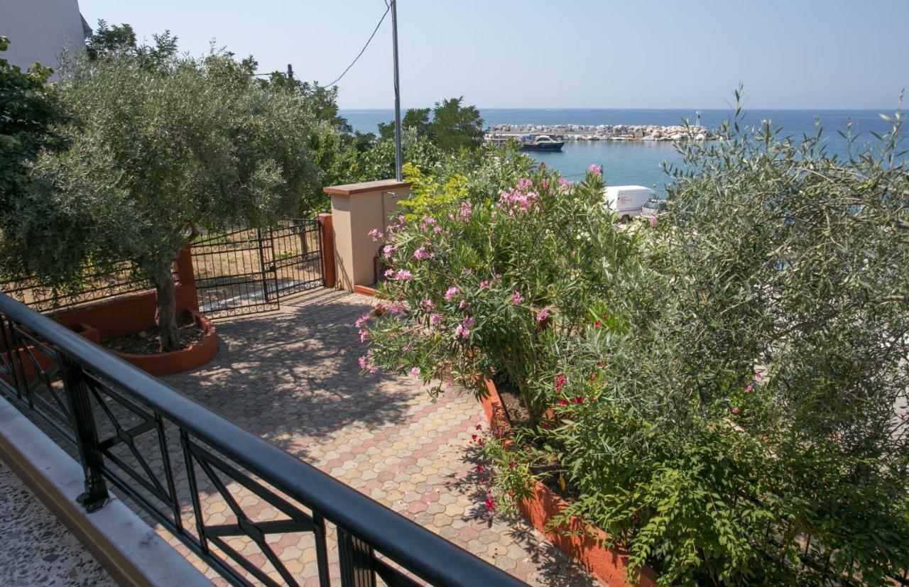 Elvetia Apartment Potos